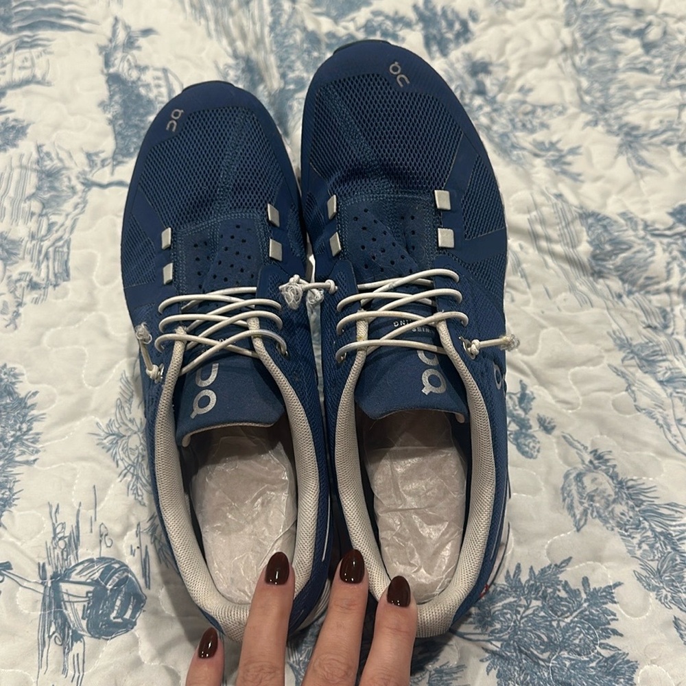 On Running Women's Navy and White Athletic Shoes
